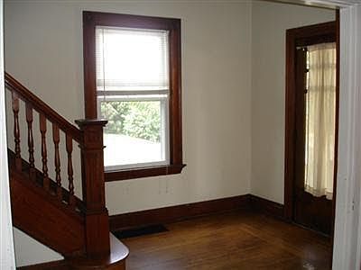 2nd image of 3813 Regent Ave