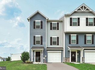 99 Ayrshire Dr, Hanover, PA 17331