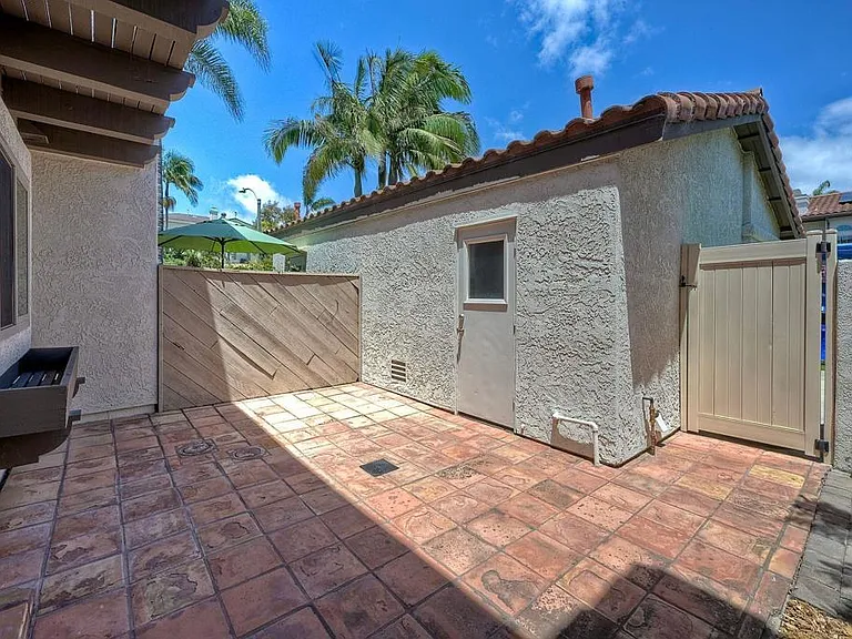 6805 Briarwood Dr — Photo 27