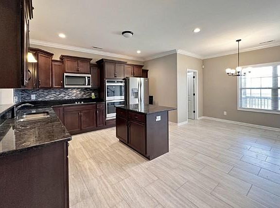 5th image of 1508 Kestrel Dr