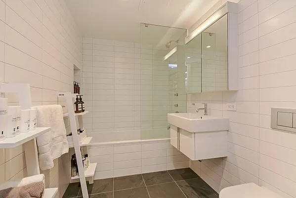 Rented by Citi Habitats | media 31