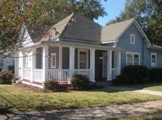 1763 Center Ave, East Pt, GA 30344