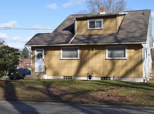 207 Meridian Rd, Butler, PA 16001