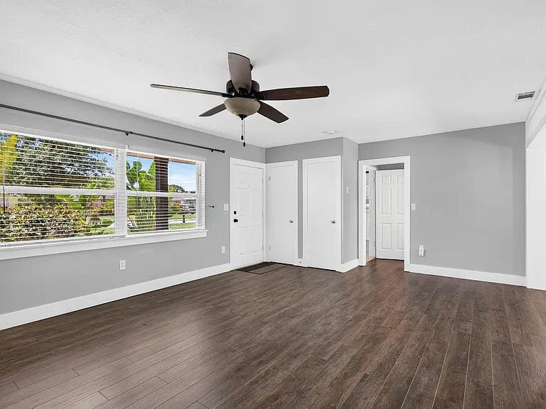 1521 San Roy Dr — Photo 7