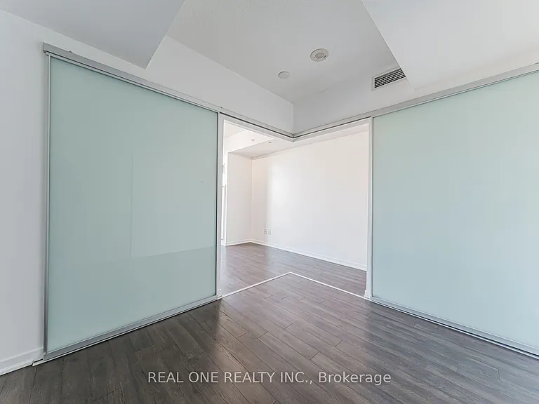 68 Abell St #846 — Photo 17