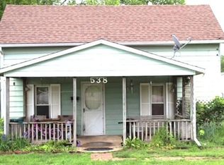 538 S Rinker Ave, Aurora, MO 65605