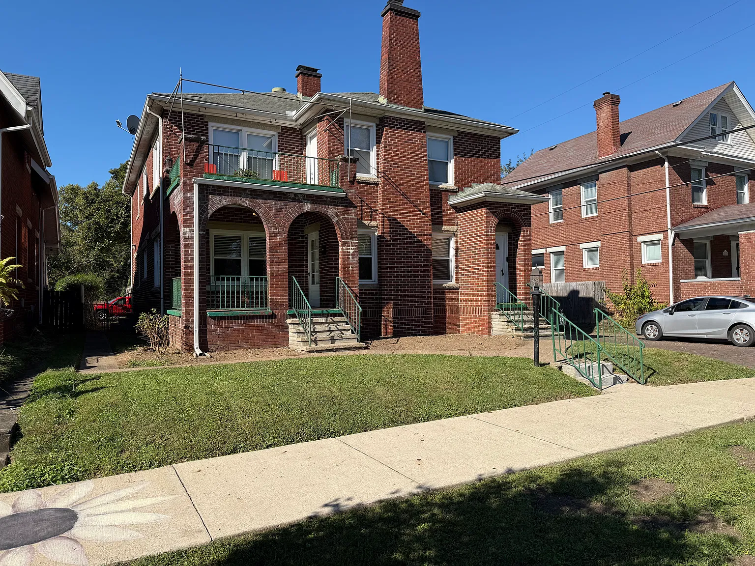 11th St, Huntington — Photo 1