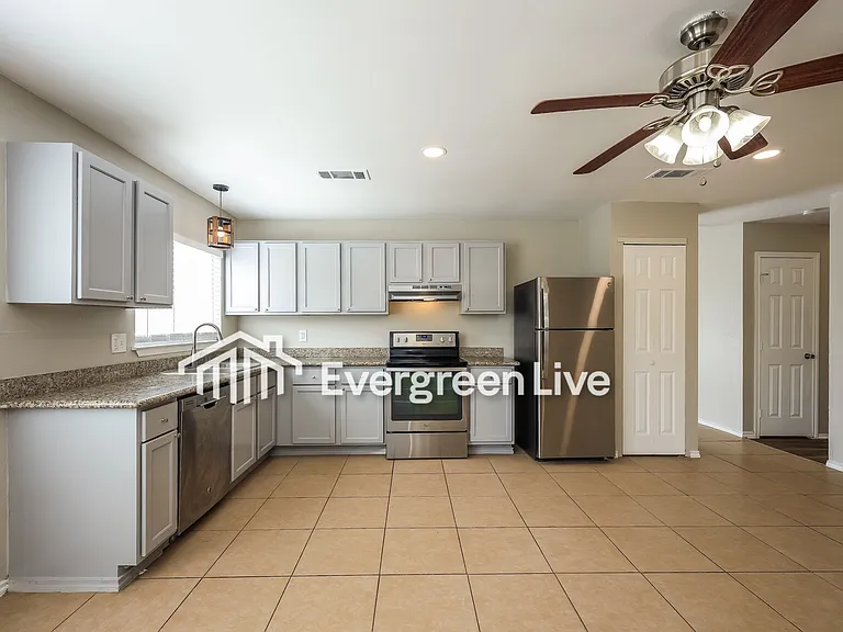 4719 El Vedado St — Photo 6