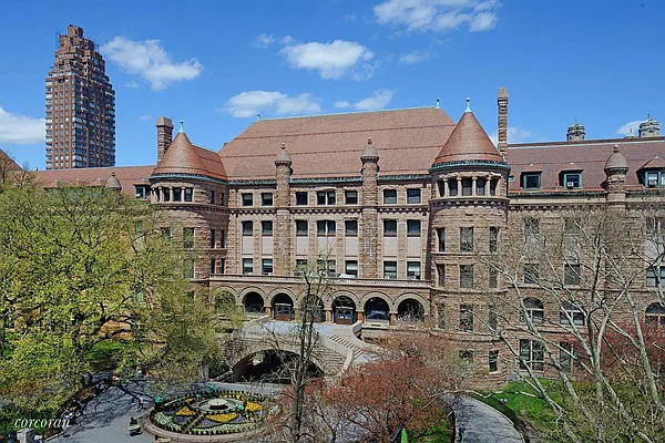 Sold by Corcoran | media 20