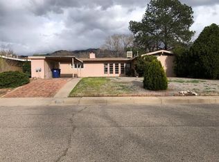 2710 Gretta St NE, Albuquerque, NM 87112