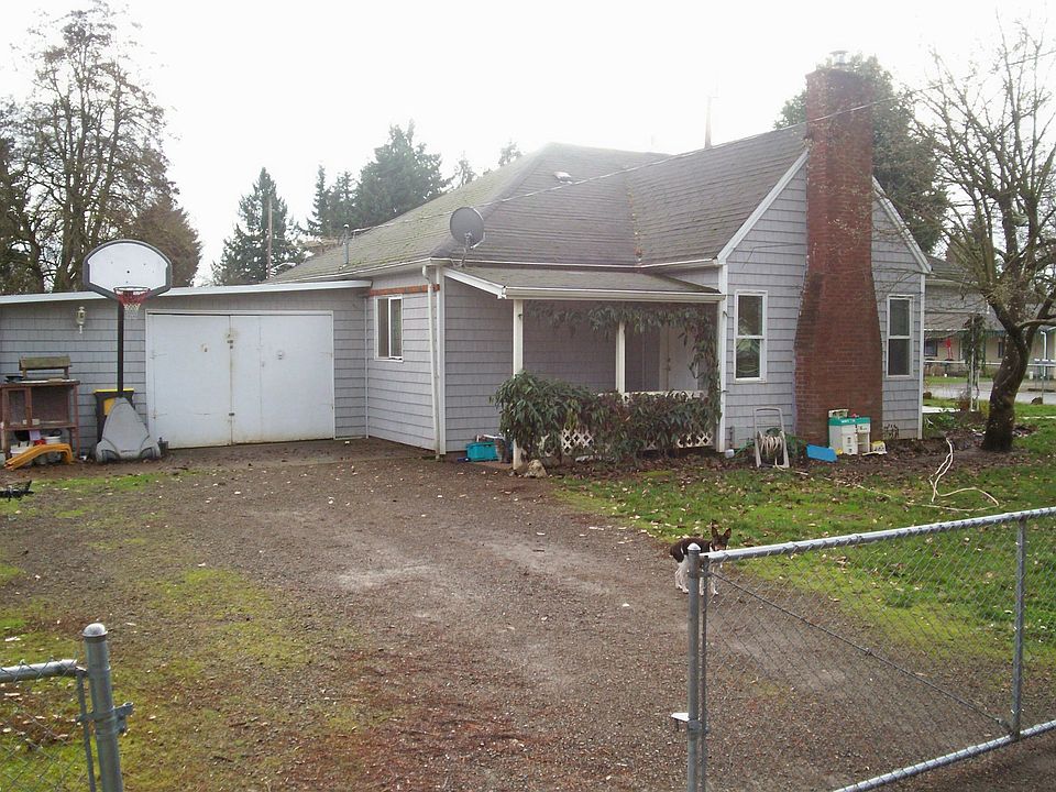 2nd image of 4196 Gary St NE