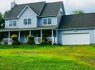 42 Schroeder Ln, Walden, NY 12586