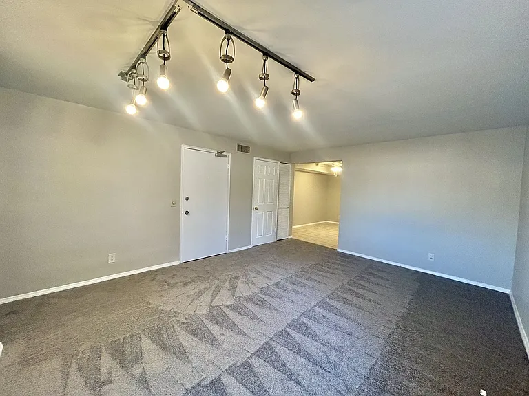 783 N Fred Shuttlesworth Cir #2 — Photo 3