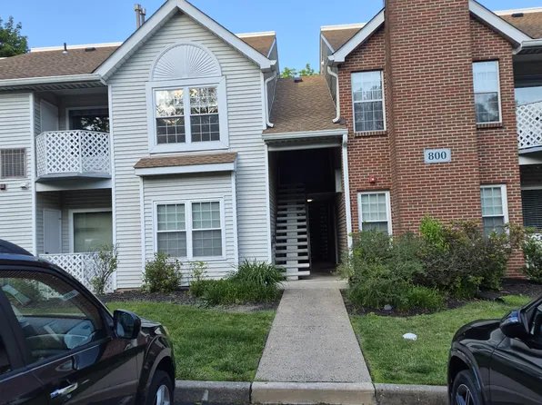 812 Diamond Dr, Newtown, PA 18940