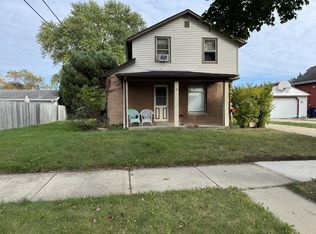 3209 Charles St, Racine, WI 53402