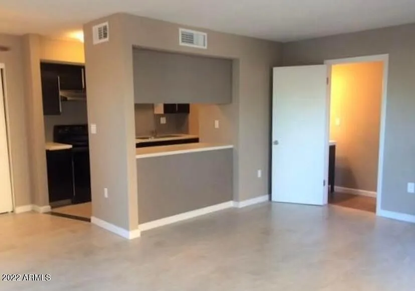 2 bed, 2.0 bath, 1044 sqft, $1,595 — Photo 4