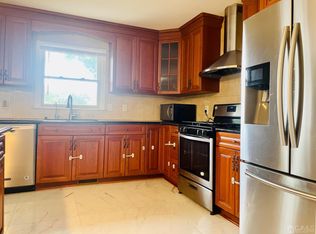 3 John St, Metuchen, NJ 08840