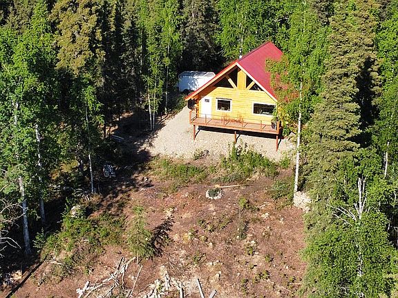 2nd image of 2777 Darling Ave