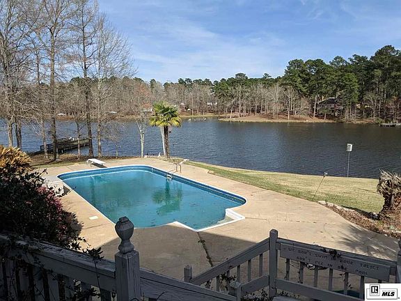 3rd image of 120 Eagle Lake Dr