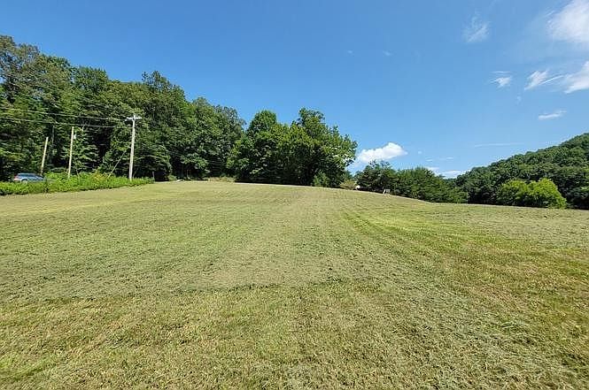 2nd image of 16 Perilla Rd Lot 16