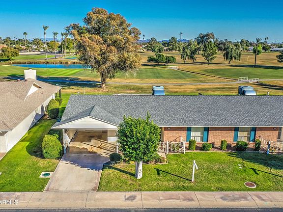 3rd image of 10532 W Tropicana Cir