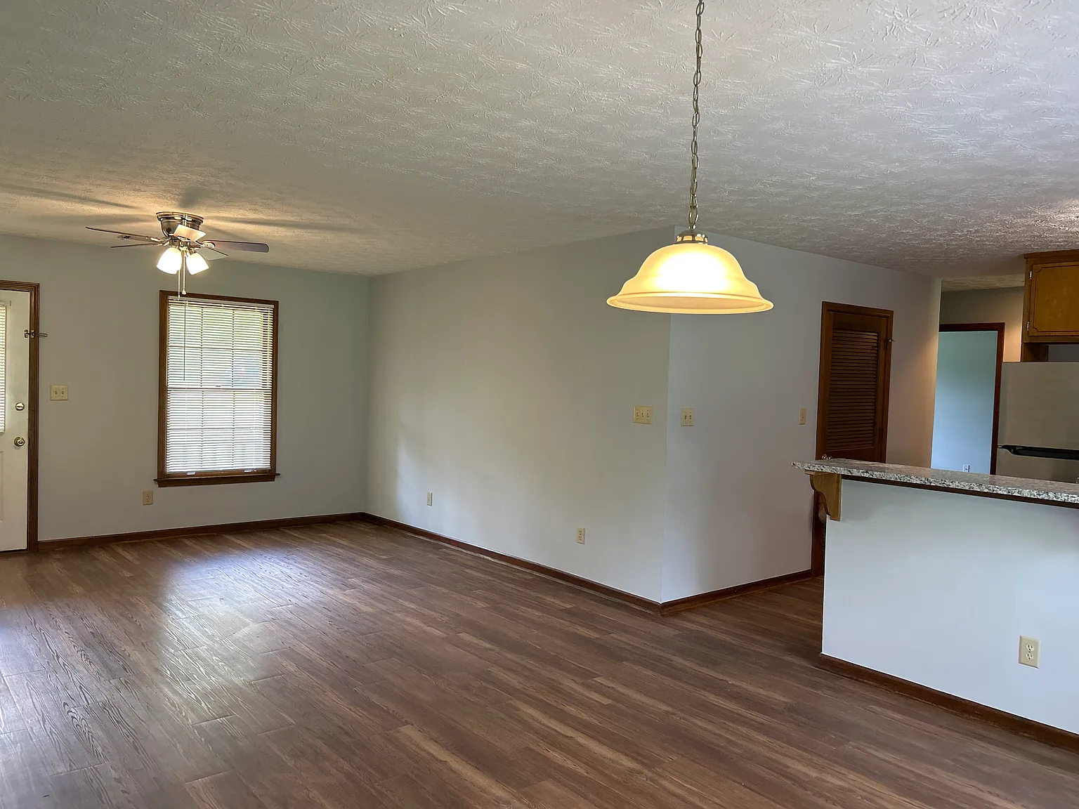 2 bed, 1100 sqft, $1,525 — Photo 3