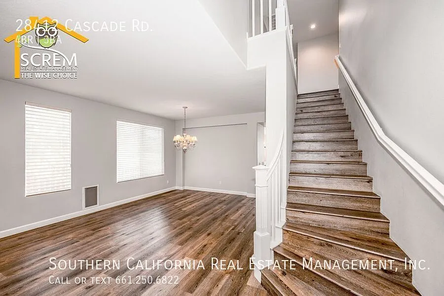 Four Bedroom Home with Solar in Castaic — Photo 4