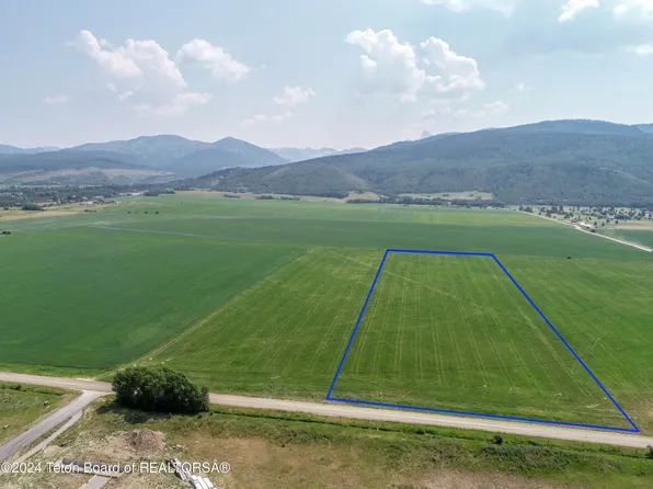 S Stateline Rd, Alta, WY 83414