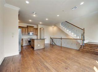 4073 Winsor Dr, Farmers Branch, TX 75244