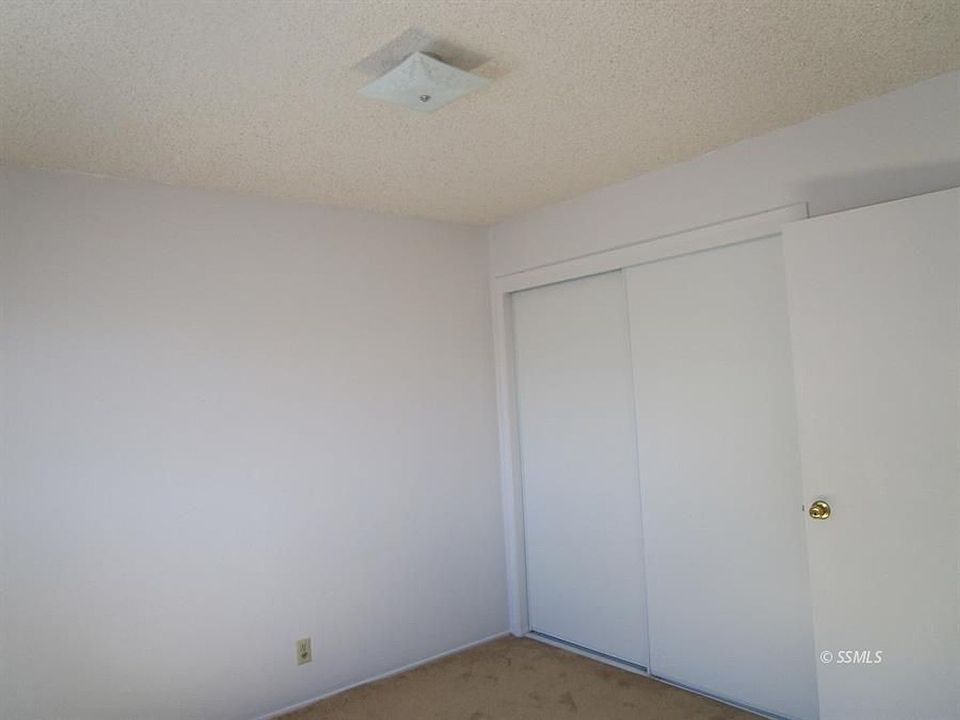 Building Photo 4