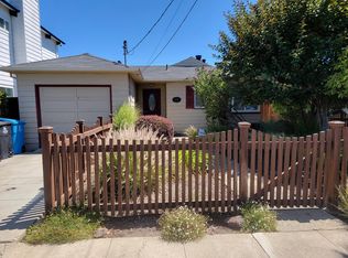 1457 Walnut St, San Carlos, CA 94070