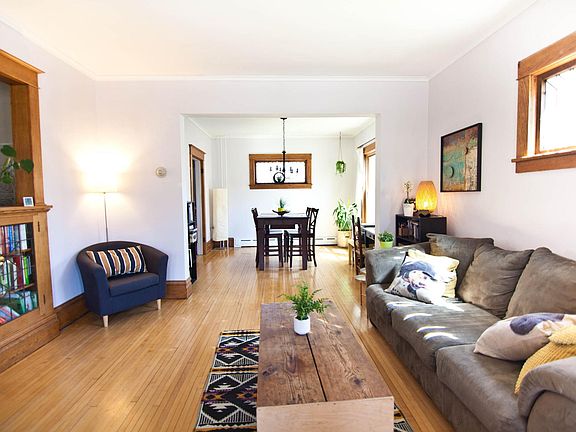 Living room to dining room