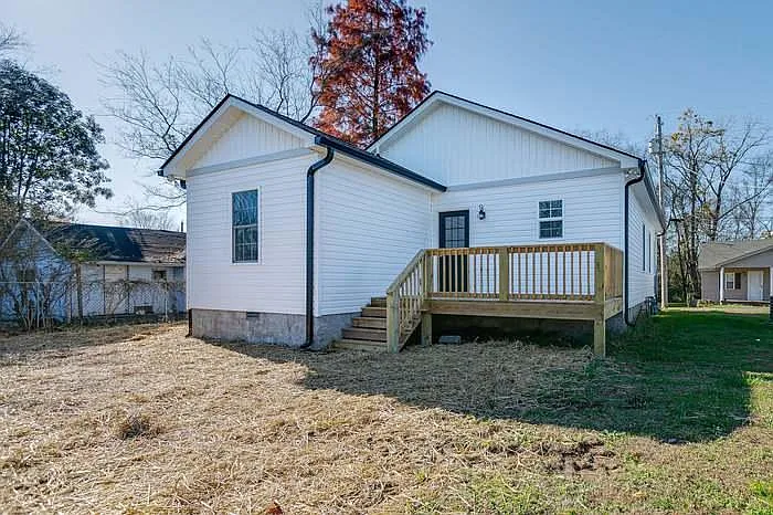 510 Gant St — Photo 9