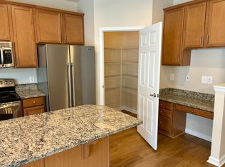 3903 Fish Pond Ln, Glen Allen, VA