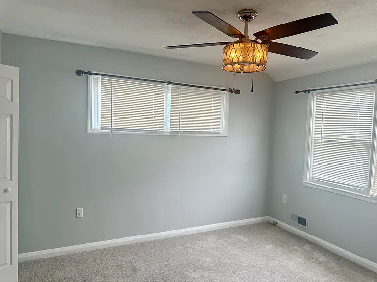 1327 Walker Ave — Photo 22