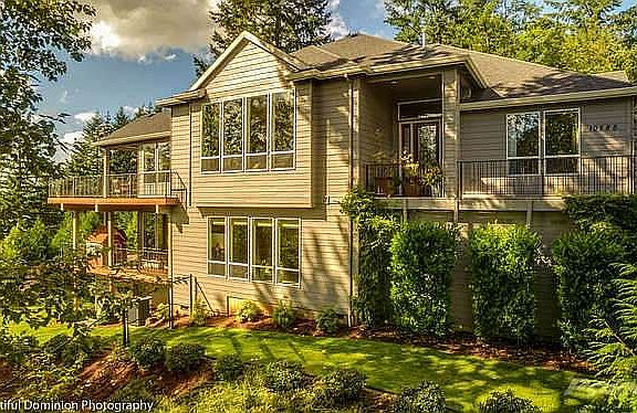 10585 SE Charlotte Dr Happy-small-109-108-10585 SE Charlotte Drive224-666x375-72dpi