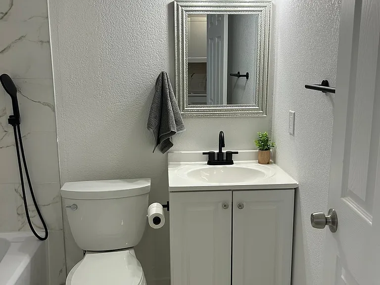 4207 Ashmont Ct #1 — Photo 13