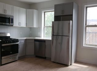 17 Gifford Ave APT 5D, Jersey City, NJ 07304