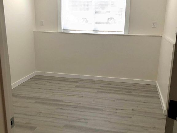 5th image of 710 Central Ave #F