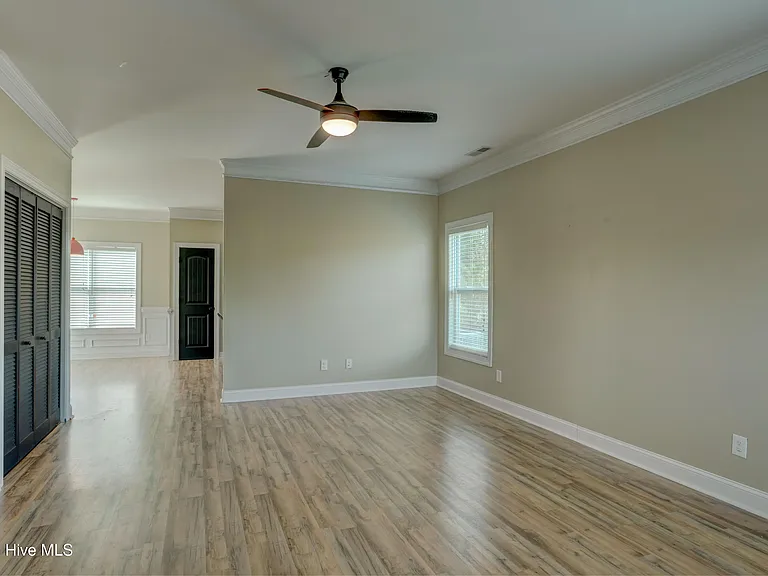 200 Marissa Ct — Photo 19