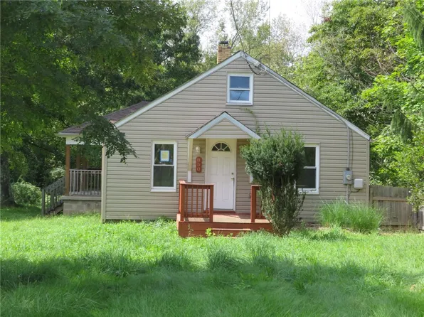 850 Barclay Hill Rd, Beaver, PA 15009