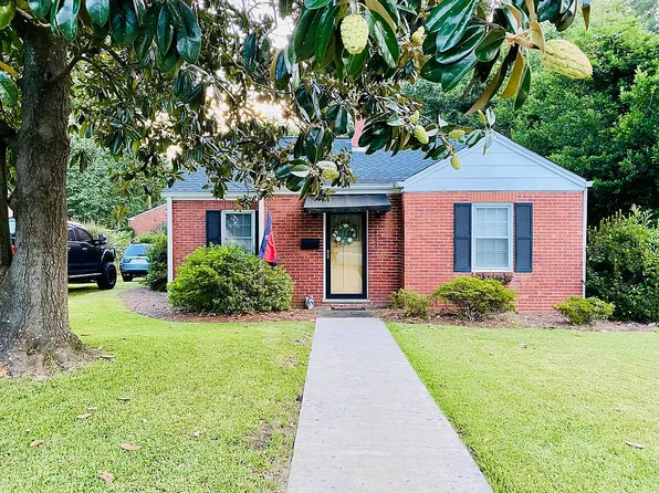 403 N Harris St, Sandersville, GA 31082