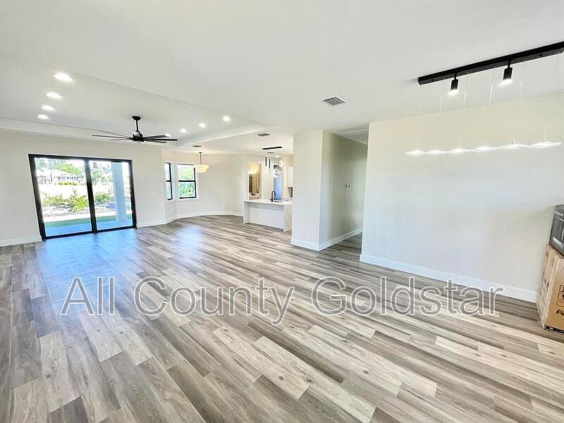 1st image of 31 Pine Valley Pl