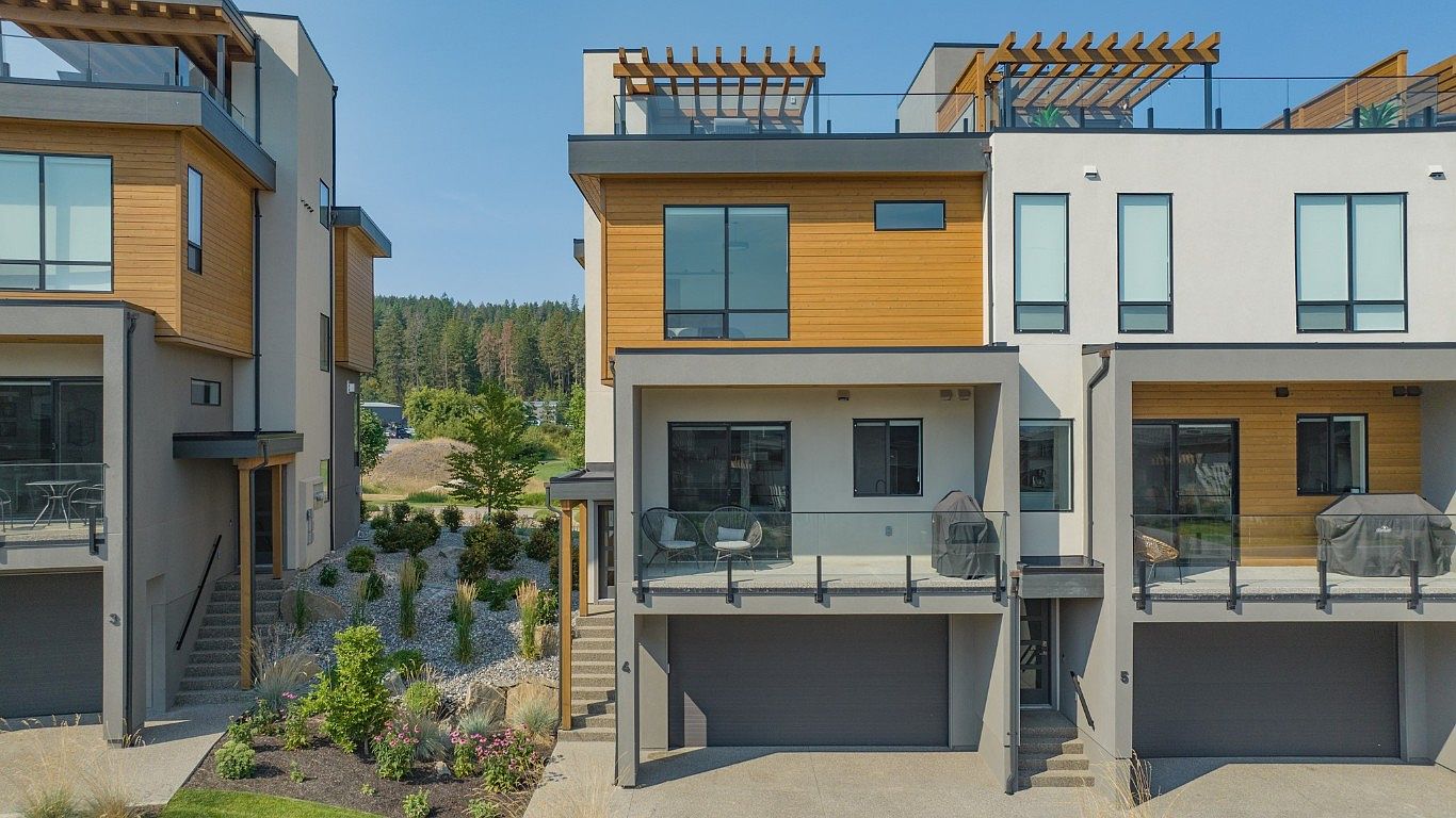 105 Predator Ridge Dr #4