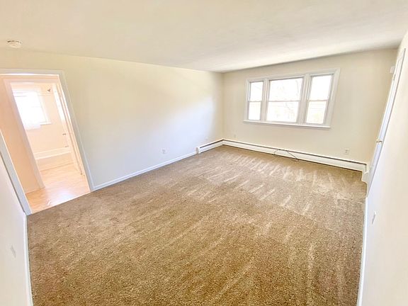 2nd image of 7 Crawford St #4bef8b608