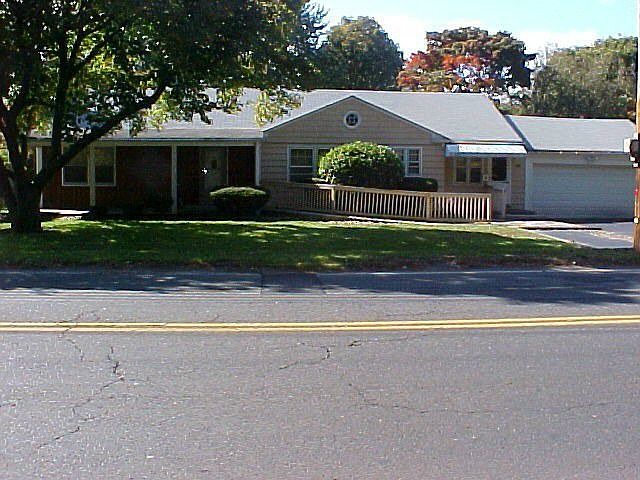 3008 Park Avenue