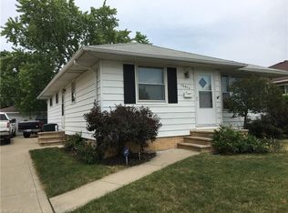 15413 Rowena Ave, Maple Heights, OH 44137