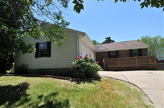 1st image of 7706 Walnut Creek Dr