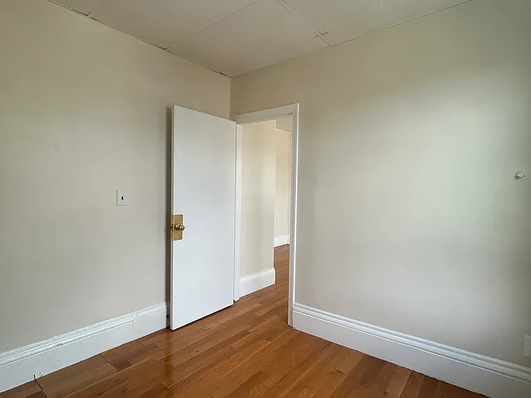 15 Phillips St #2 — Photo 11