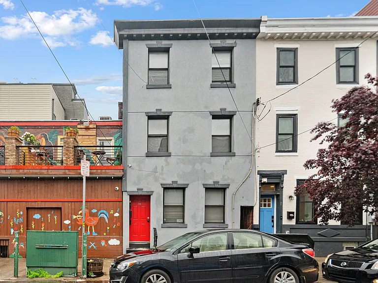 106 W Thompson St #2 — Photo 1